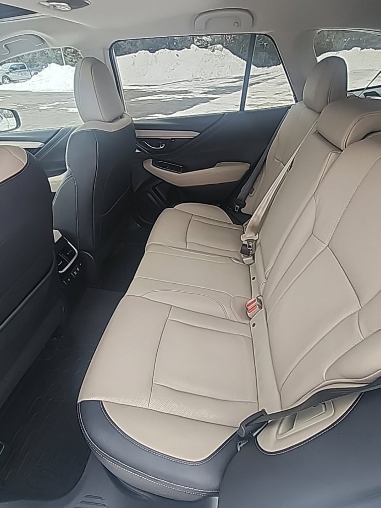 Used 2020 Subaru Outback Limited AWD/4WD image 14