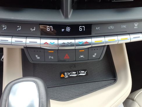 Certified 2023 Cadillac CT4 Luxury w/ Sun And Sound Package AWD/4WD image 28