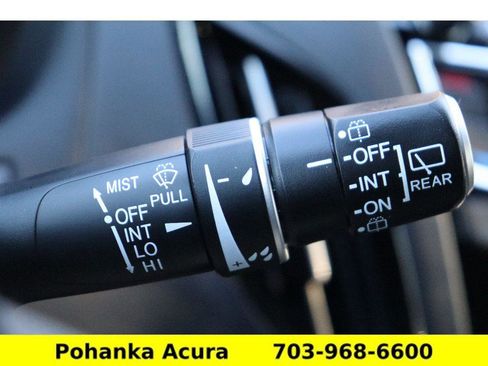 Used 2024 Acura RDX SH-AWD image 11