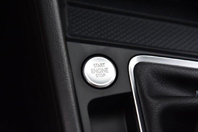 New 2027 Volkswagen Jetta SEL FWD image 17