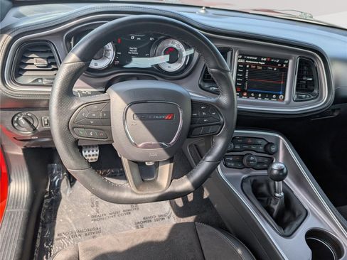 Used 2022 Dodge Challenger R/T Scat Pack RWD image 20