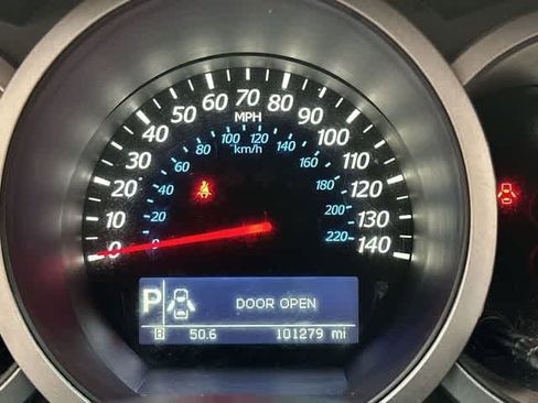 Used 2012 Suzuki Grand Vitara Limited image 7