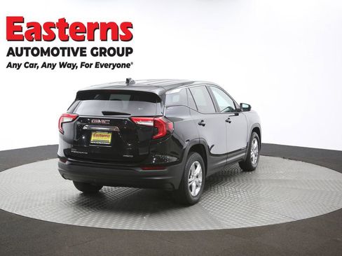 Used 2022 GMC Terrain SLE image 40