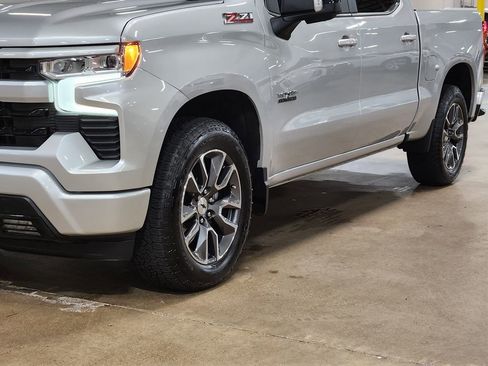 Used 2022 Chevrolet Silverado 1500 RST AWD/4WD image 16