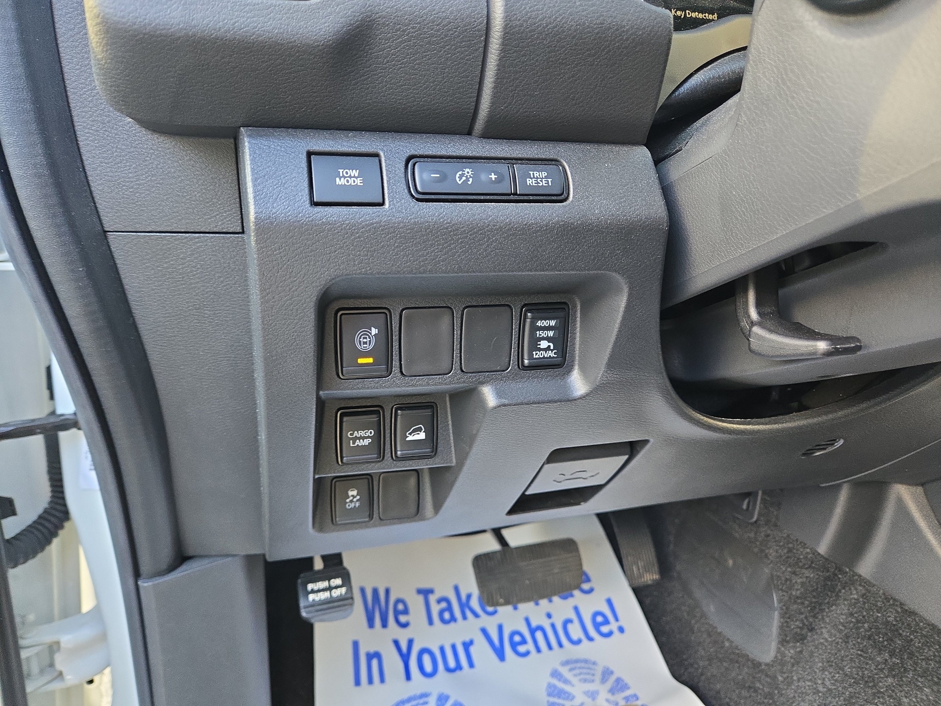 Used 2025 Nissan Frontier SV w/ SV Convenience Package AWD/4WD image 23