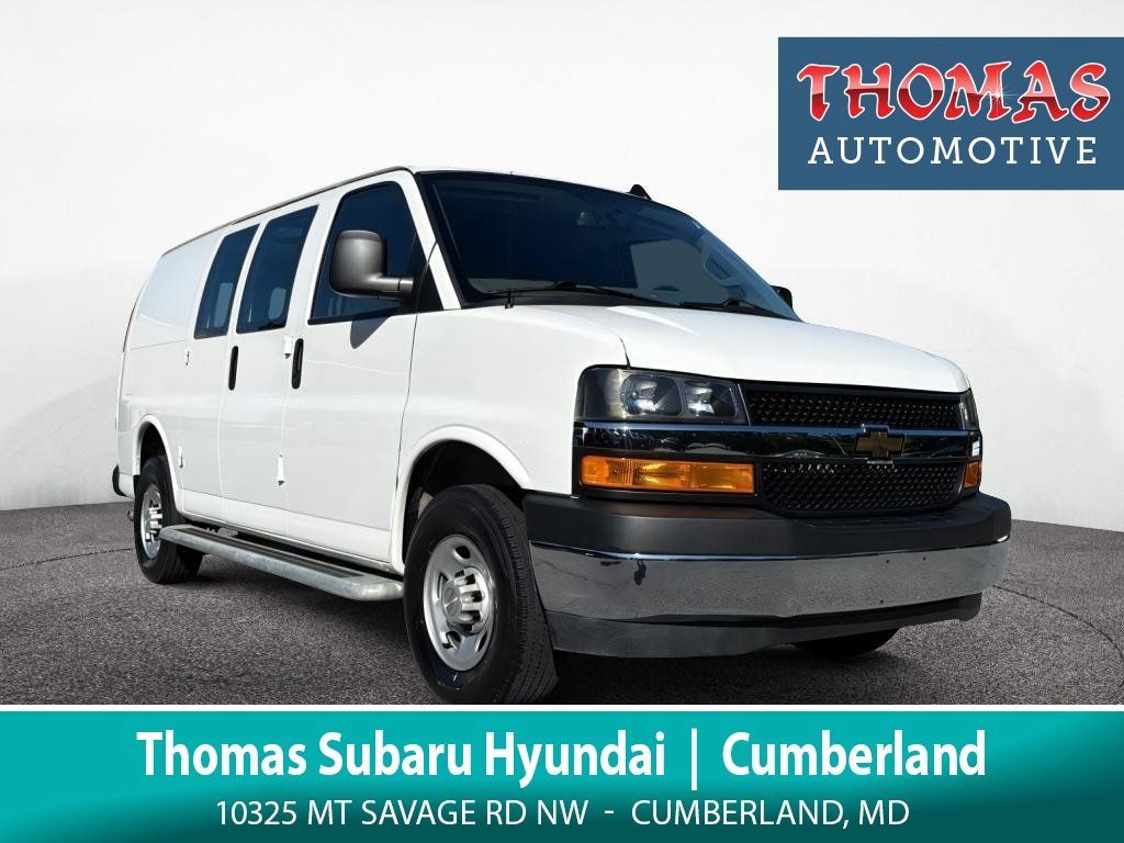 Used 2025 Chevrolet Express 2500 w/ Driver Convenience Package RWD image 1