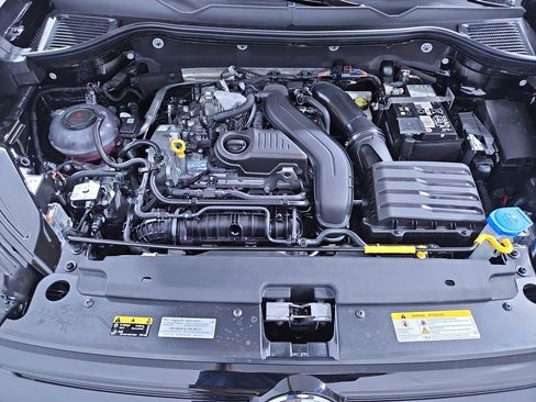 New 2025 Volkswagen Taos S image 20