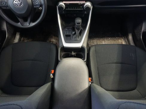 Certified 2025 Toyota RAV4 LE image 24