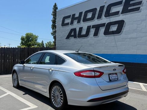 Used 2014 Ford Fusion Titanium FWD image 23