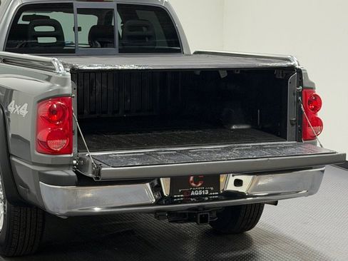 Used 2006 Dodge Dakota SLT image 12