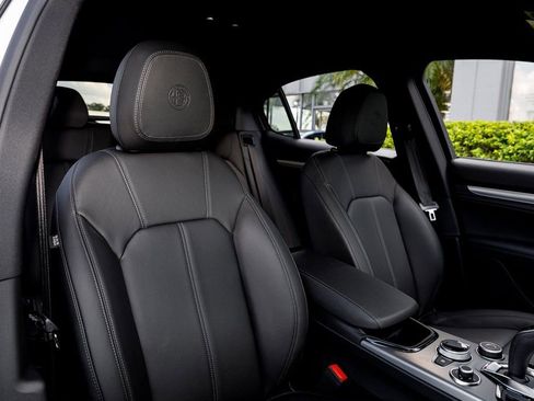 New 2025 Alfa Romeo Stelvio Sprint w/ Convenience Package image 37