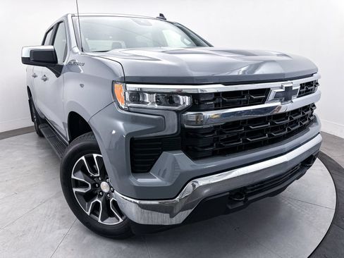 Used 2024 Chevrolet Silverado 1500 LT w/ Protection Package AWD/4WD image 1