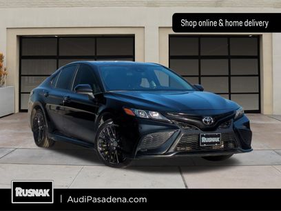 Used 2021 Toyota Camry SE w/ Carpet Mat Package (TMS)