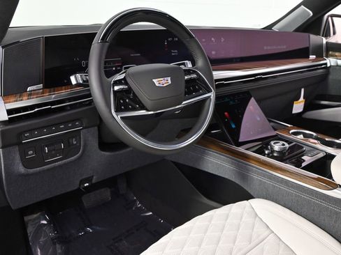 New 2025 Cadillac Escalade Sport Platinum w/ LPO, Floor Liner Package image 12