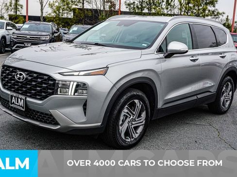 Used 2023 Hyundai Santa Fe SEL image 2