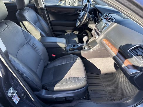 Used 2016 Subaru Outback 2.5i Limited image 14
