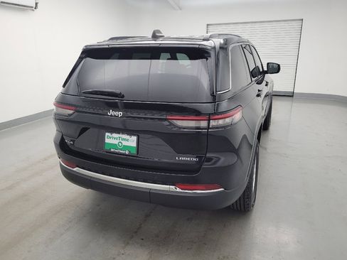 Used 2023 Jeep Grand Cherokee Laredo w/ Luxury Tech Group I AWD/4WD image 7