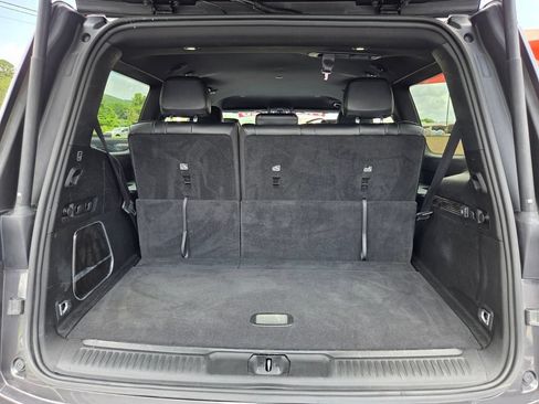 Used 2024 Jeep Wagoneer Series II w/ Flexible Seating Group AWD/4WD image 15
