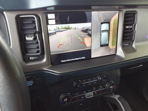 Used 2023 Ford Bronco Outer Banks AWD/4WD image 23