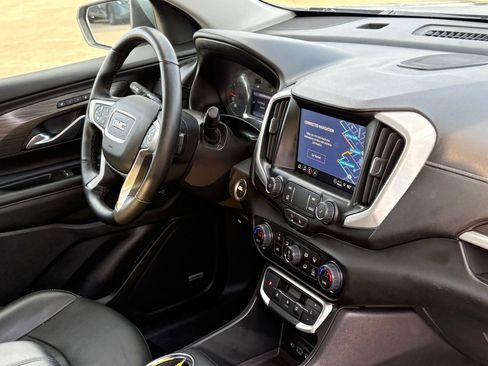 Used 2024 GMC Terrain SLT w/ Infotainment Package II AWD/4WD image 40
