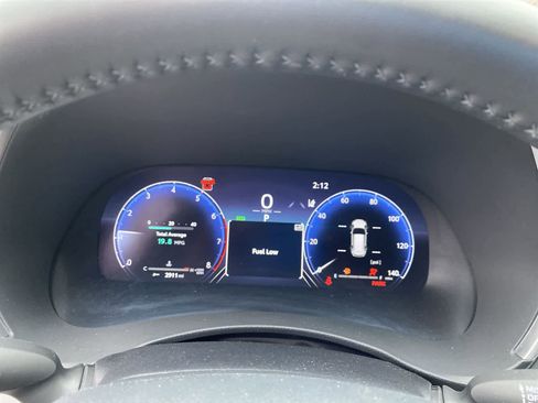 Used 2024 Toyota Highlander Limited image 37