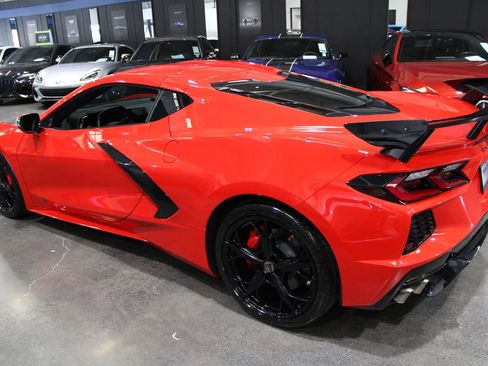 Used 2021 Chevrolet Corvette Stingray Coupe w/ 1LT RWD image 9