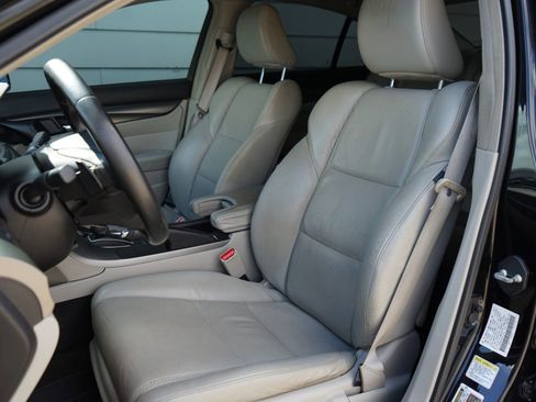 Used 2012 Acura TL w/ Technology Package image 21