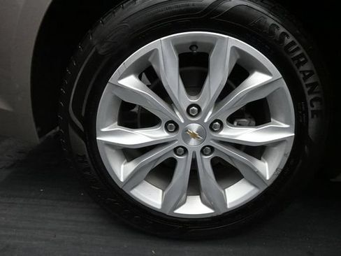 Used 2024 Chevrolet Malibu LT FWD image 27