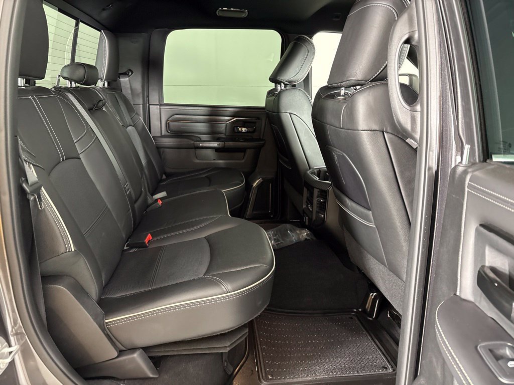 Used 2024 RAM 3500 Limited AWD/4WD image 23
