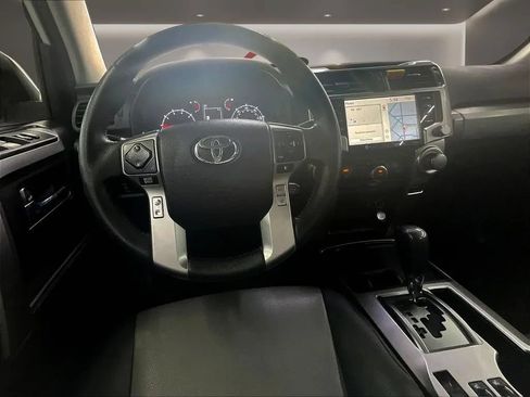 Used 2021 Toyota 4Runner SR5 Premium w/ Moonroof Package RWD image 10