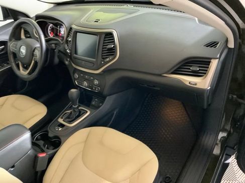 Used 2016 Jeep Cherokee 75th Anniversary FWD image 29