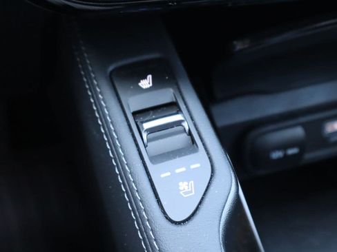 Used 2025 Kia Telluride EX w/ EX Captain's Chair Package FWD image 26
