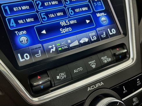Used 2017 Acura MDX SH-AWD image 22