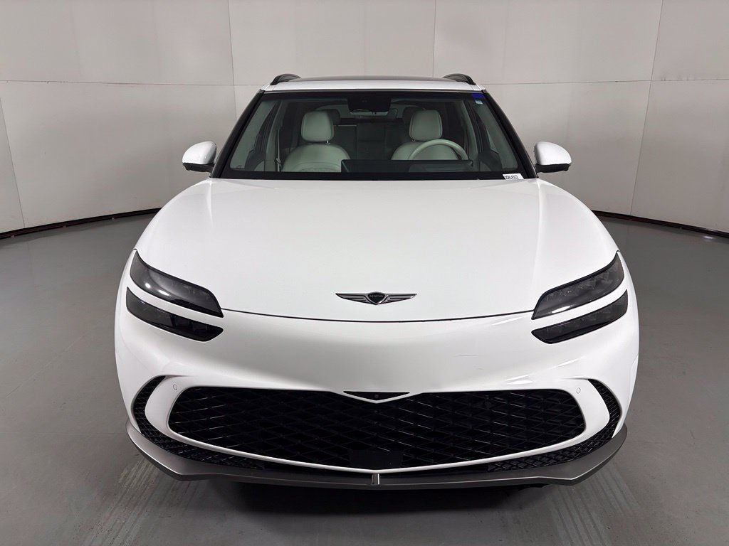 Used 2023 Genesis GV60 Performance AWD/4WD image 3