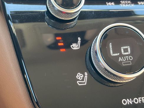 Certified 2022 INFINITI QX60 Sensory w/ Cargo Package image 19