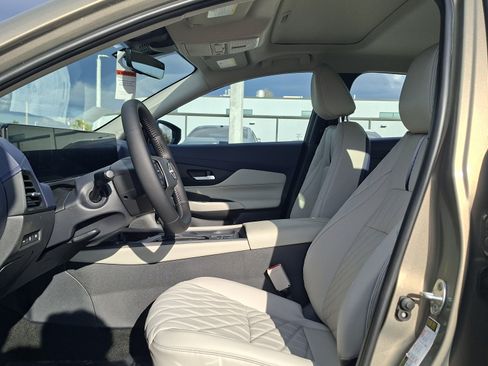 New 2026 Nissan Sentra SL w/ Floor Mat Package FWD image 6