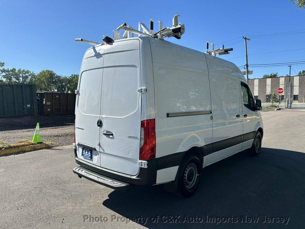 Used 2021 Mercedes-Benz Sprinter 2500 image 10