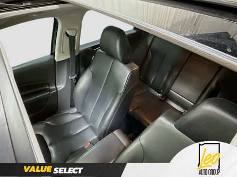 Used 2010 Volkswagen Passat Komfort FWD image 22