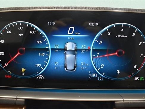 Used 2023 Mercedes-Benz GLE 350 4MATIC w/ AMG Line Exterior image 17