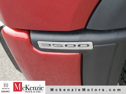New 2026 GMC Sierra 3500 AT4 w/ AT4 Premium Plus Package AWD/4WD image 30