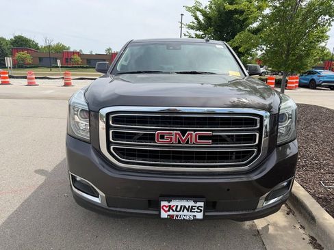 Used 2016 GMC Yukon SLT w/ Open Road Package AWD/4WD image 3