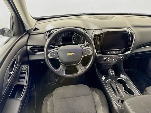 Used 2020 Chevrolet Traverse LT FWD image 21
