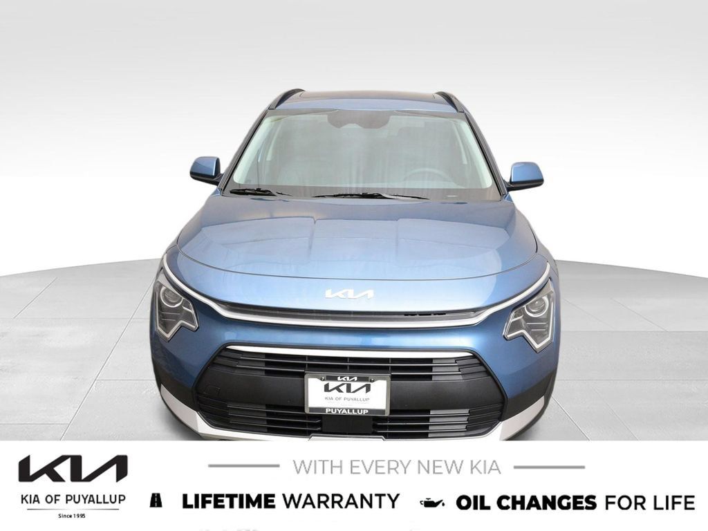 New 2026 Kia Niro EX FWD image 2