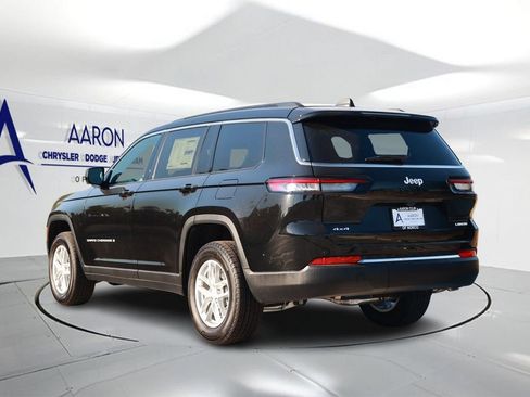 New 2026 Jeep Grand Cherokee L Laredo AWD/4WD image 2