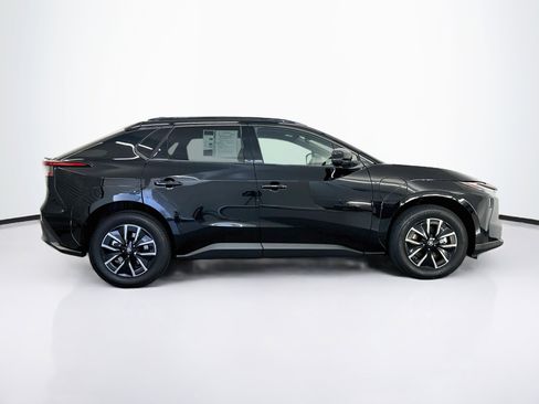 Used 2026 Toyota bZ AWD/4WD image 10