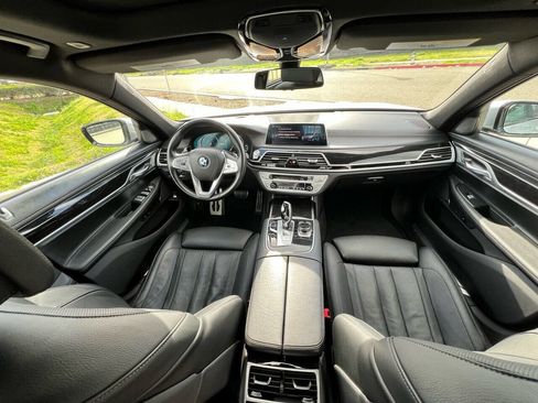 Used 2019 BMW 740e xDrive 740e xDrive iPerformance AWD 4 w/ Executive Package image 48