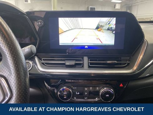 Certified 2024 Chevrolet Trax RS w/ Driver Confidence Package FWD image 19