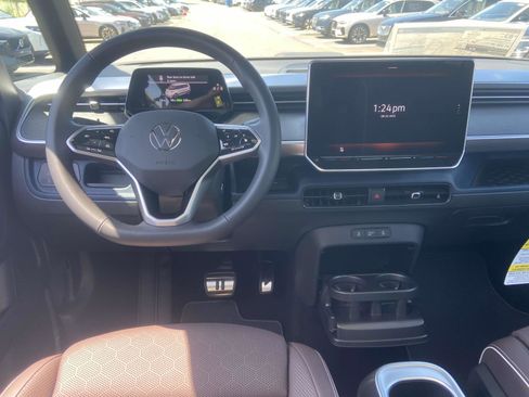 New 2025 Volkswagen ID. Buzz Pro S Plus image 14