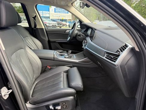 Used 2022 BMW X7 xDrive40i w/ Premium Package AWD/4WD image 30