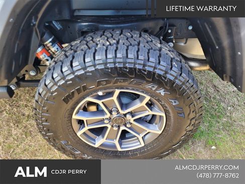 New 2025 Jeep Gladiator Mojave w/ Safety Group AWD/4WD image 11